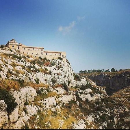 Affittacamere Eremo Madonna delle Grazie Avola Esterno foto